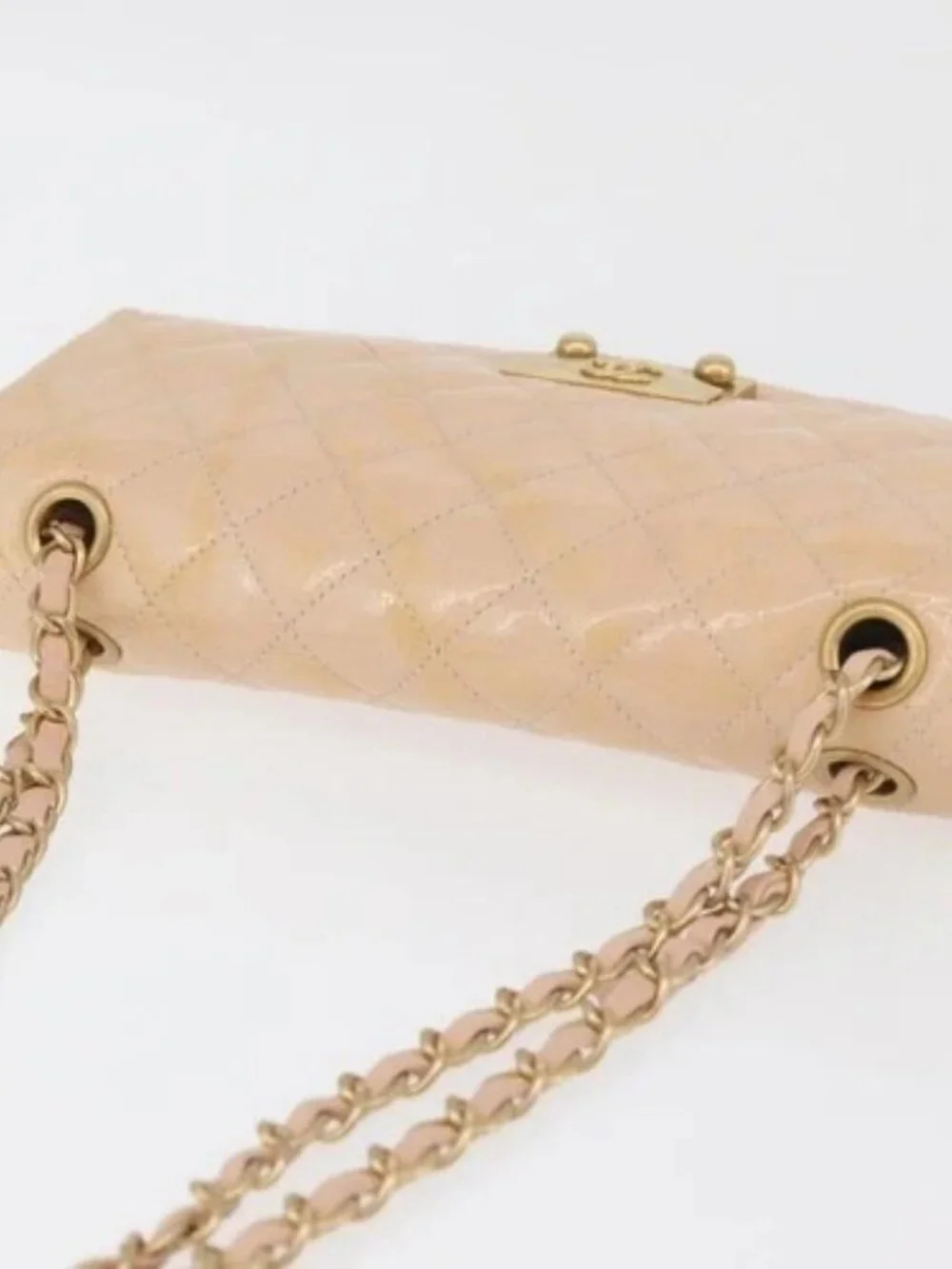 CHANEL Matelasse Chain Shoulder Bag Patent leather Beige Gold CC Auth 179868A